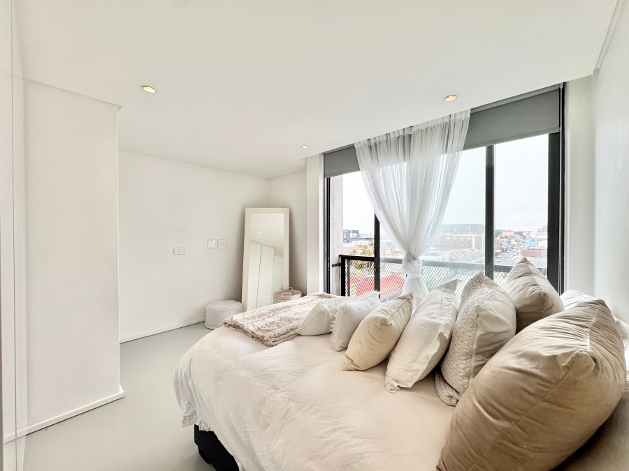 2 Bedroom Property for Sale in Woodstock Western Cape